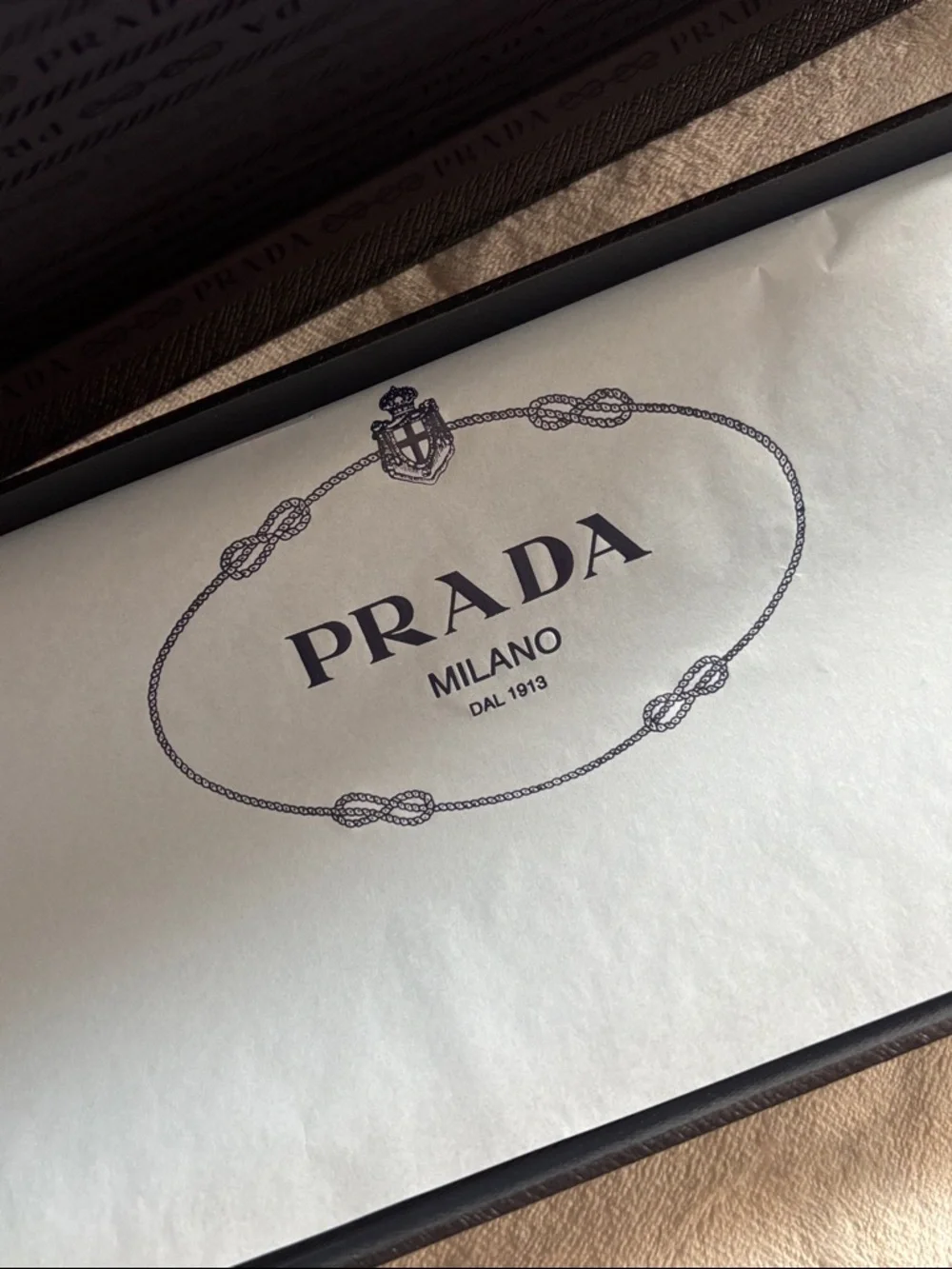 💙 NEW Prada Dark Blue Saffiano Presentation Box with White Logo Plaque - Picture 3 of 7